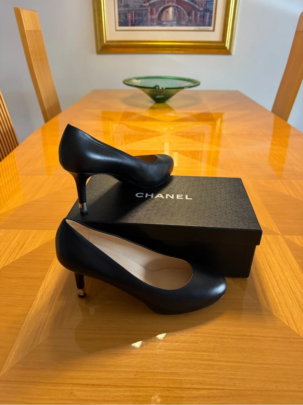 CHANEL Black Leather Mid-Heel Round-Toe Pumps